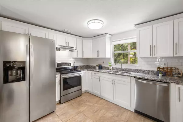 111 W HIAWATHA ST, Tampa, FL 33604