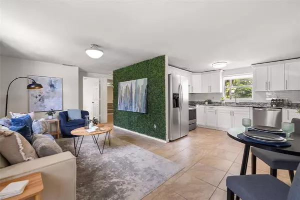 111 W HIAWATHA ST, Tampa, FL 33604