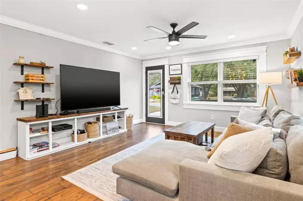 403 E NORTH ST, Tampa, FL 33604