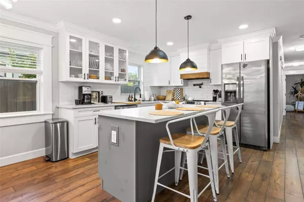 403 E NORTH ST, Tampa, FL 33604