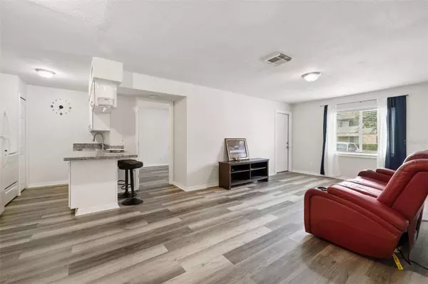 209 BERRY TREE PL, Brandon, FL 33510