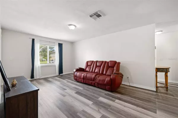 209 BERRY TREE PL, Brandon, FL 33510