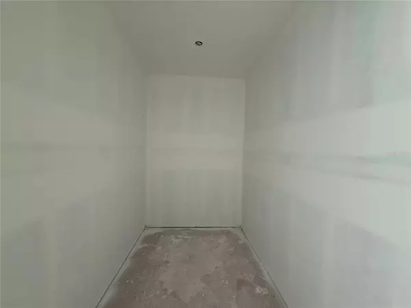 4019 HARRISBURG ST NE, St Petersburg, FL 33703