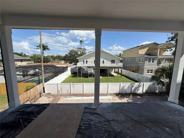 4019 HARRISBURG ST NE, St Petersburg, FL 33703