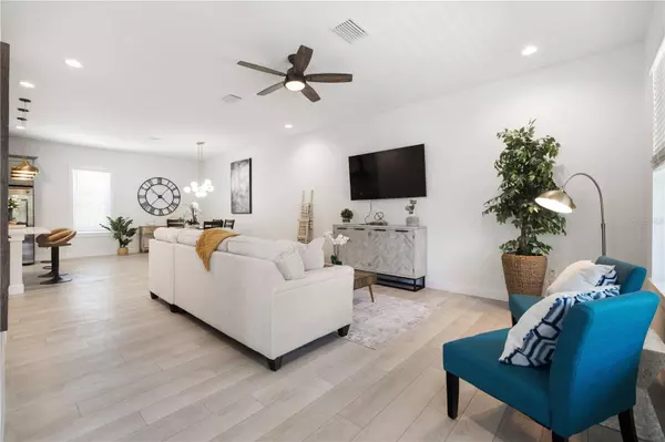 4921 N NEBRASKA AVE, Tampa, FL 33603