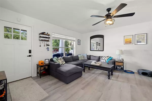 522 28TH AVE S, St Petersburg, FL 33705