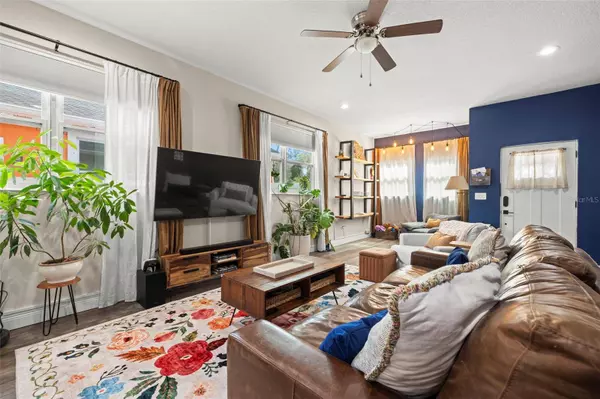 1430 E 99TH AVE, Tampa, FL 33612