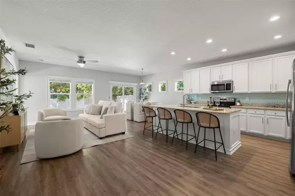 3906 N LYNN AVE, Tampa, FL 33603