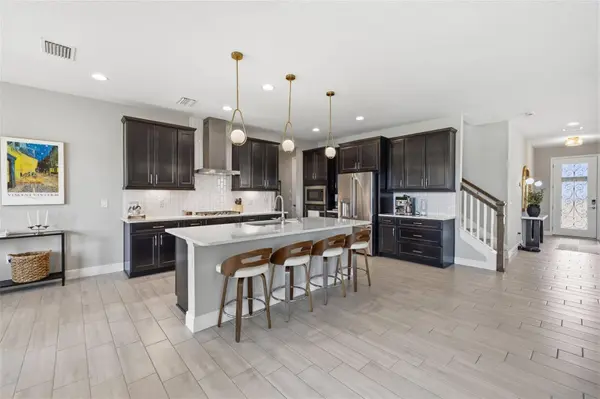 8310 CARRHILL PL, Parrish, FL 34219