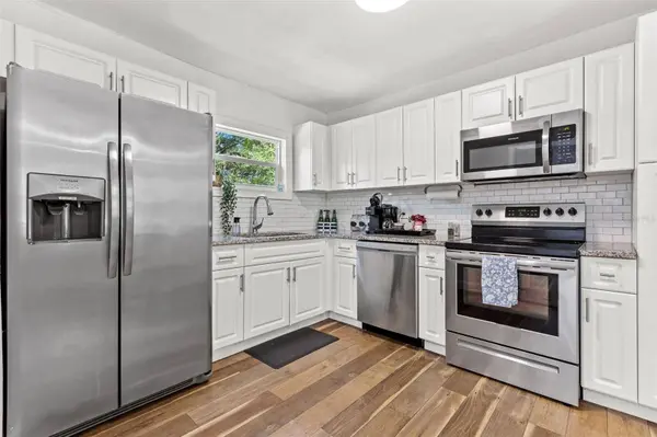 6806 N 17TH ST, Tampa, FL 33610