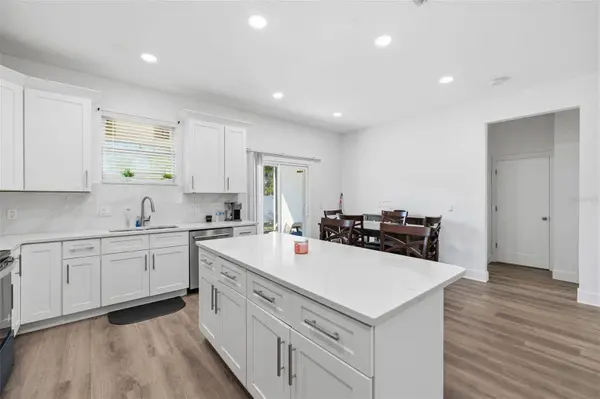 4401 COBIA DR SE, St Petersburg, FL 33705