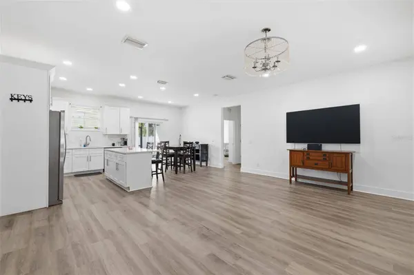 4401 COBIA DR SE, St Petersburg, FL 33705