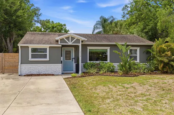 232 42ND AVE NE, St Petersburg, FL 33703