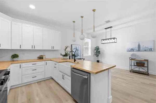 2138 W NASSAU ST #3, Tampa, FL 33607