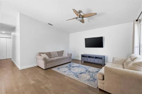 213 E CLUSTER AVE, Tampa, FL 33604