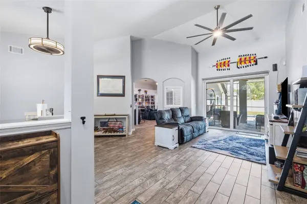 12020 RUNNING FOX CIR, Riverview, FL 33569