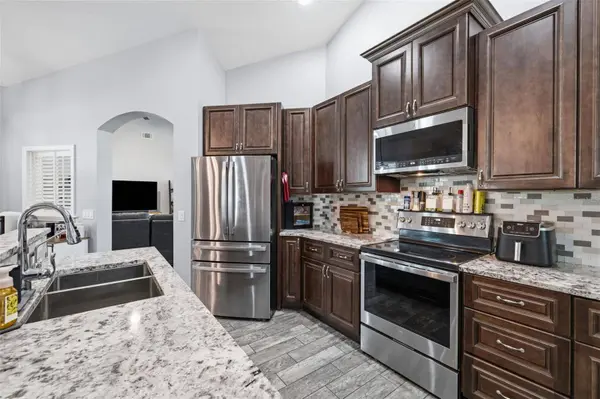 12020 RUNNING FOX CIR, Riverview, FL 33569