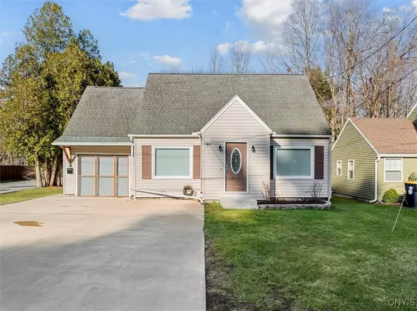 5 Hilltop, New Hartford, NY 13413