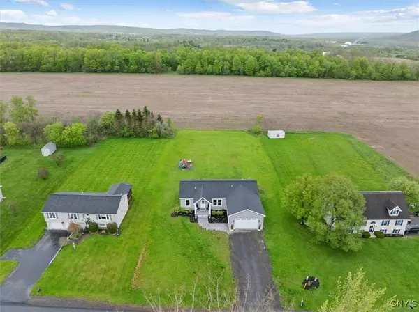 161 Knapps Knolle Rd, Utica, NY 13502