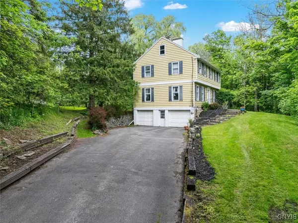 9217 Red Hill RD, New Hartford, NY 13413