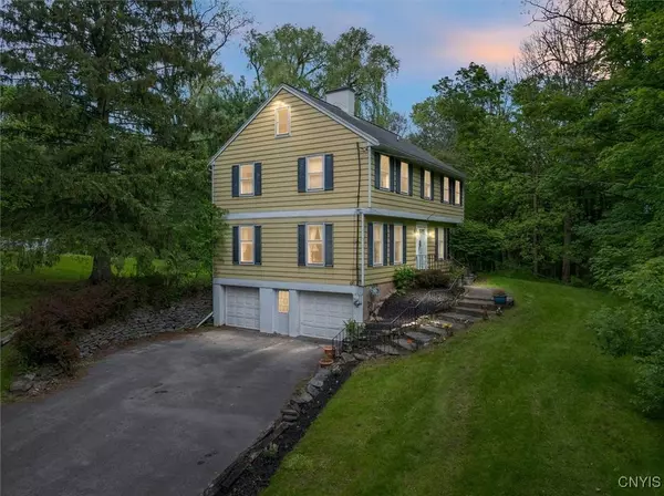 9217 Red Hill RD, New Hartford, NY 13413