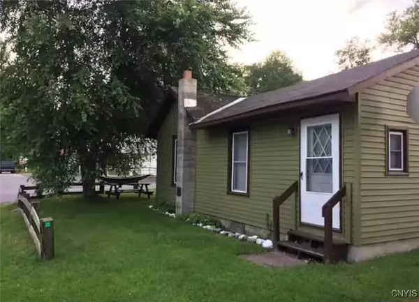 2321 Oneida ST, Verona Beach, NY 13162