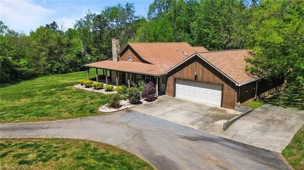 6277 Reidsville RD, Kernersville, NC 27284