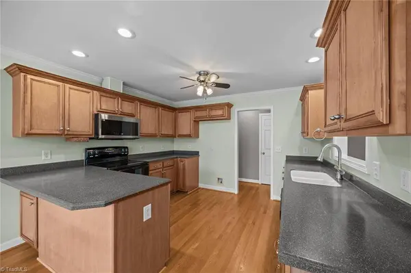 1629 Alyece CT, Burlington, NC 27215