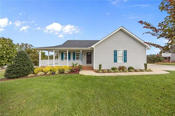 1629 Alyece CT, Burlington, NC 27215