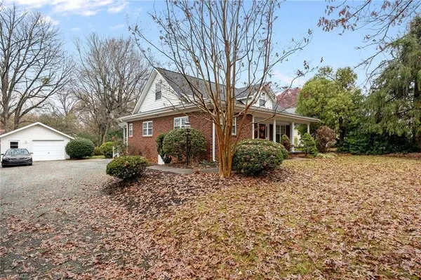 2643 Trail Five, Burlington, NC 27215