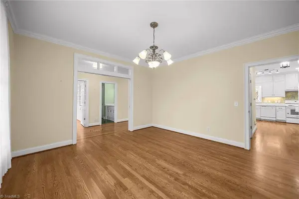 302 Green CT, Elon, NC 27244