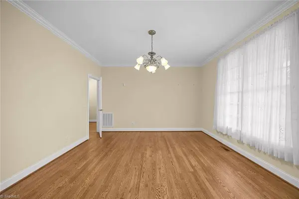 302 Green CT, Elon, NC 27244