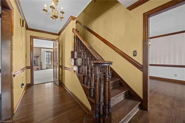 2404 Saddle Club RD, Burlington, NC 27215