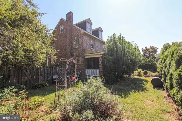 947 VIRGINIA AVE, York, PA 17403