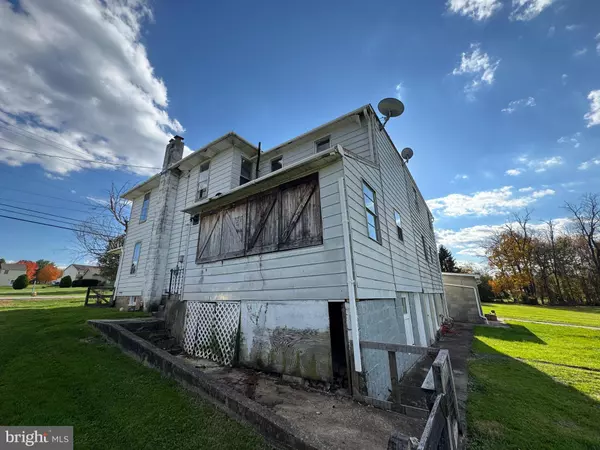 1951 PARK ST, Dover, PA 17315