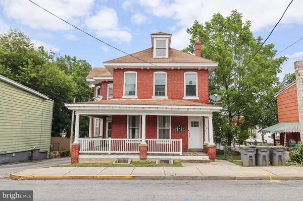 1617 CENTER ST, Lebanon, PA 17042