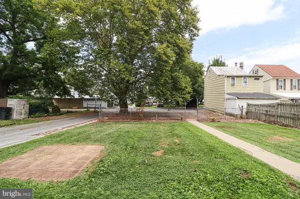 1617 CENTER ST, Lebanon, PA 17042