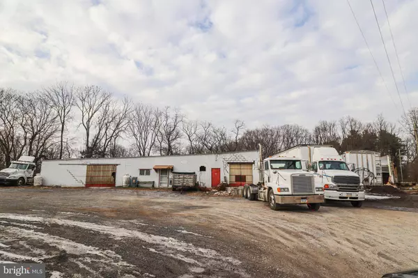 675 GREIDER RD, Mount Joy, PA 17552