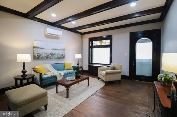 1708 STATE ST, Harrisburg, PA 17103