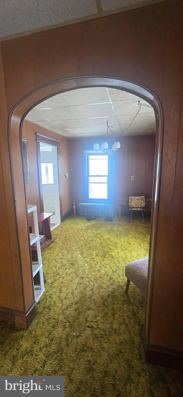 18064 CUSSEWAGO RD, Meadville, PA 16335