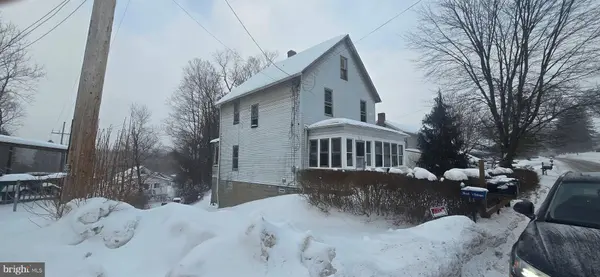 18064 CUSSEWAGO RD, Meadville, PA 16335