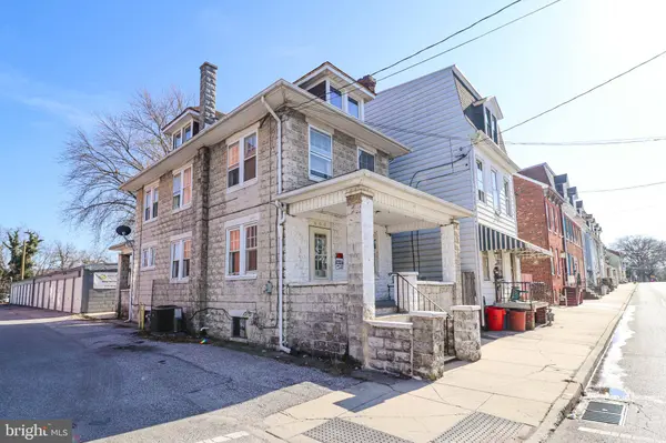 600 W COLLEGE AVE, York, PA 17401