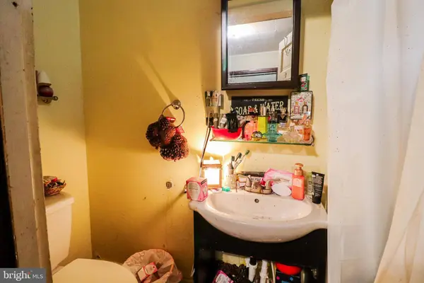 854-856 MEMORIAL AVE, Williamsport, PA 17701