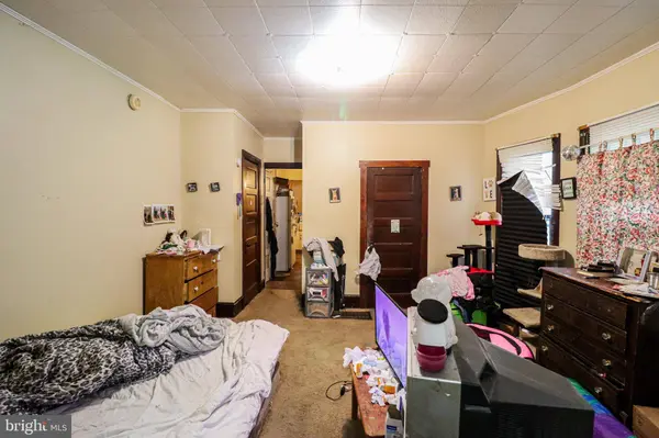 854-856 MEMORIAL AVE, Williamsport, PA 17701