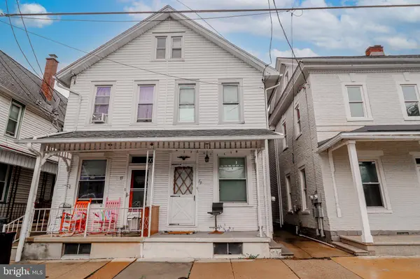 79 E MAIN ST, Newmanstown, PA 17073