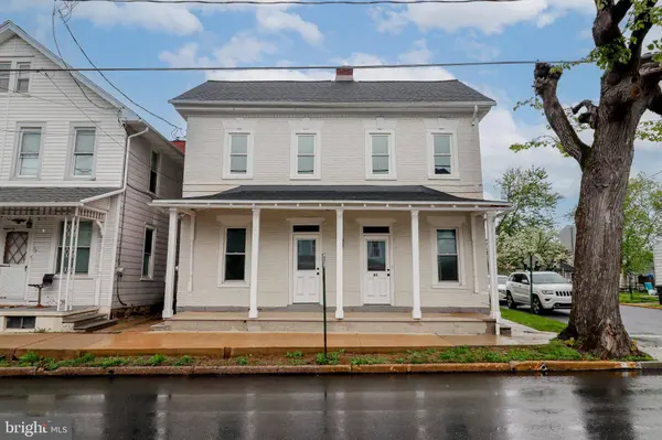 81-83 E MAIN ST, Newmanstown, PA 17073