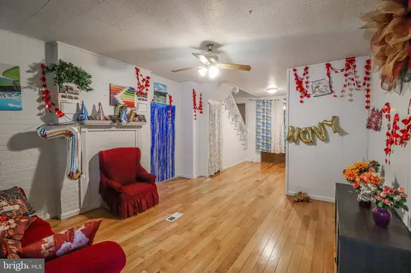 1632 DERRY ST, Harrisburg, PA 17104