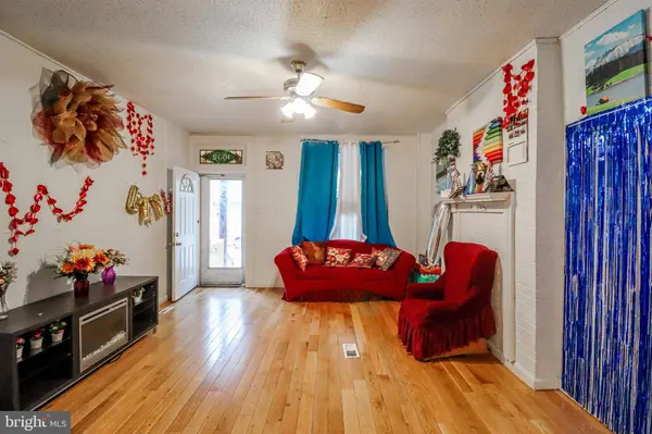 1632 DERRY ST, Harrisburg, PA 17104