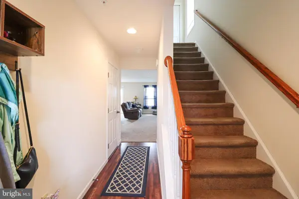 156 LINDA SUE LN, Myerstown, PA 17067