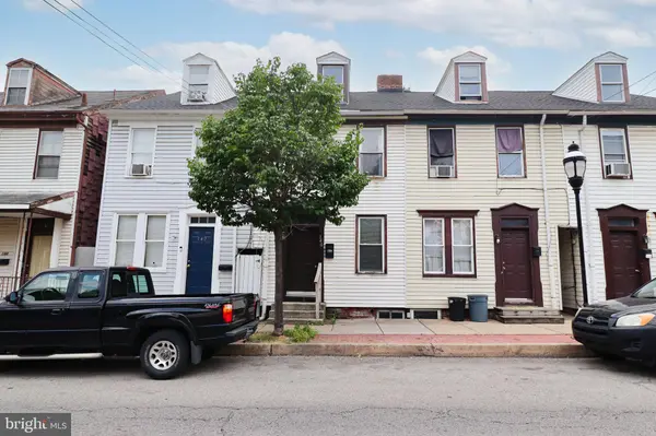 140 S PENN ST